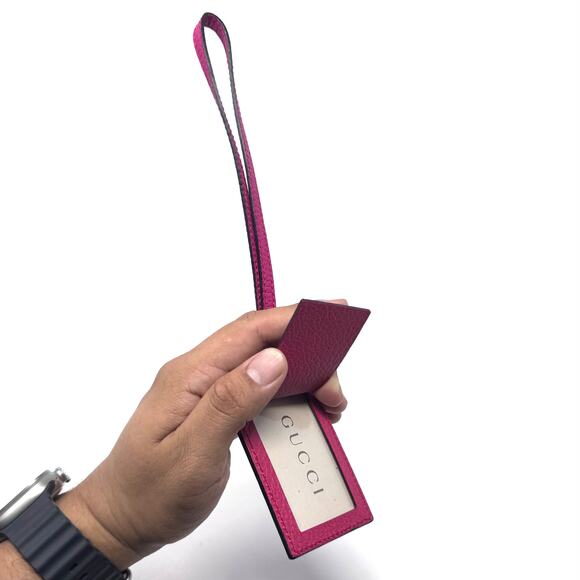Gucci Pink Luggage Tag - Picture 6 of 11